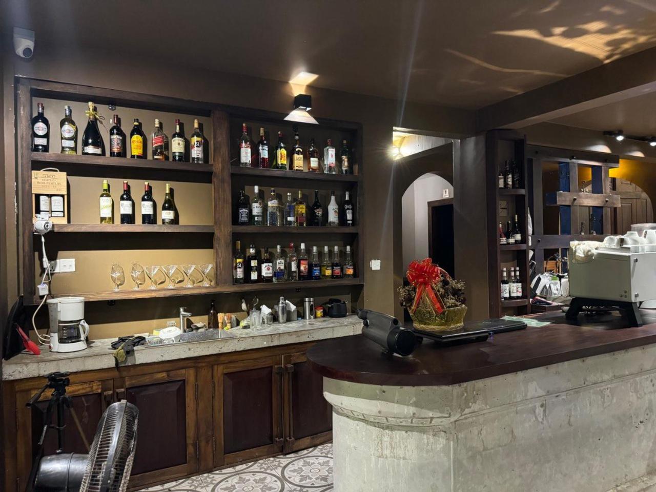 J布雷克精品酒店 贡布 外观 照片